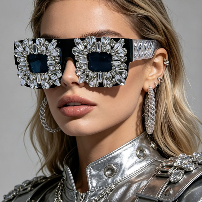 Exaggerated Bling Rhinestone S - Sunglass Retainer Cord ulasan dan harga